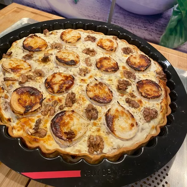 Tarte au chèvre aux noix et au miel Guy Demarle