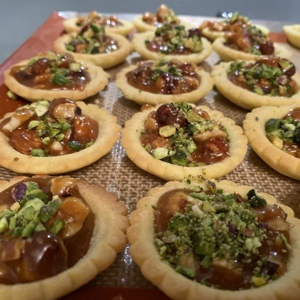 Tartelettes Aux Fruits Secs Et Au Caramel Guy Demarle