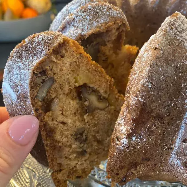 Gâteau Pommes cannelle et noix