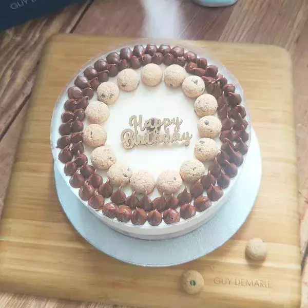 Gâteau d'anniversaire glacé