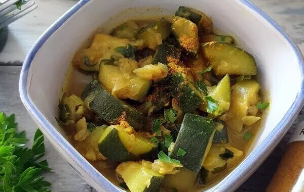 Recette Courgettes à l'étouffée (facile, rapide)