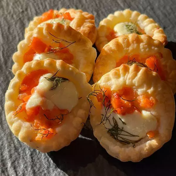 Mini tartelettes au saumon et à l'aneth