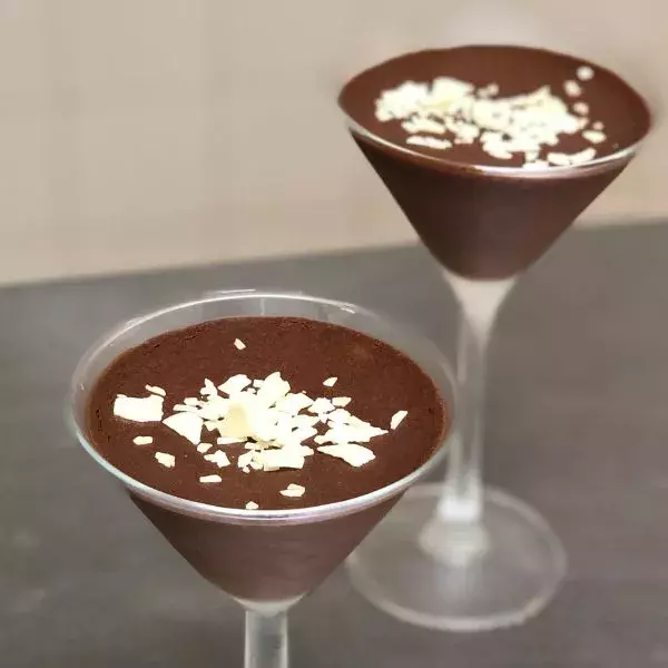 Mousse au chocolat et caramel au beurre salé / Petit Bec Gourmand