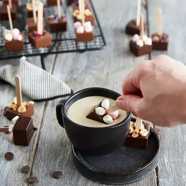 Chocolat chaud aux marshmallows : Recette de Chocolat chaud aux marshmallows