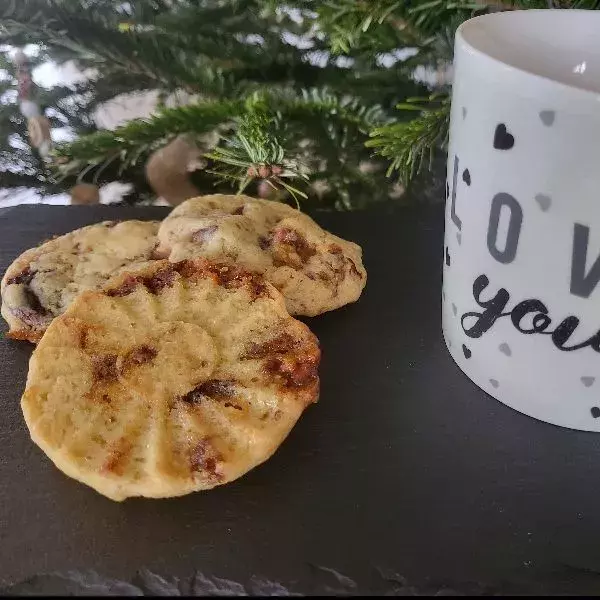 Cookies moelleux aux chocolats de Noël 