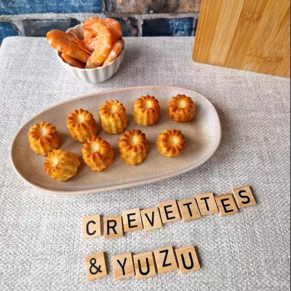 Mini cannelés aux crevettes et yuzu