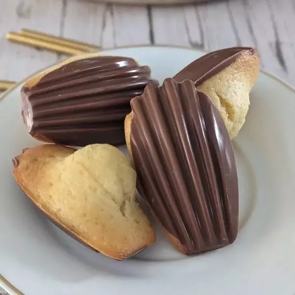 Madeleines coques chocolat