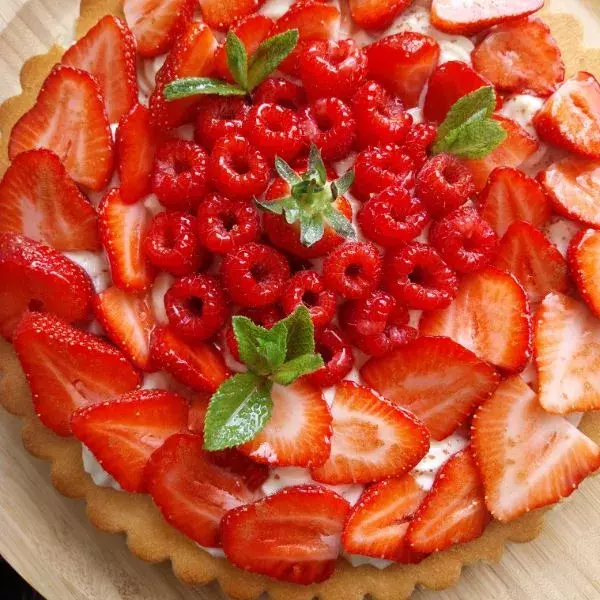 Tarte moelleuse fraises/framboises